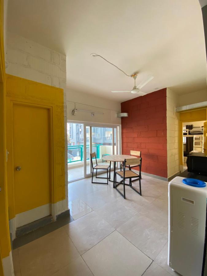 Rove By Boston Living Hostel Hyderabad Exterior photo