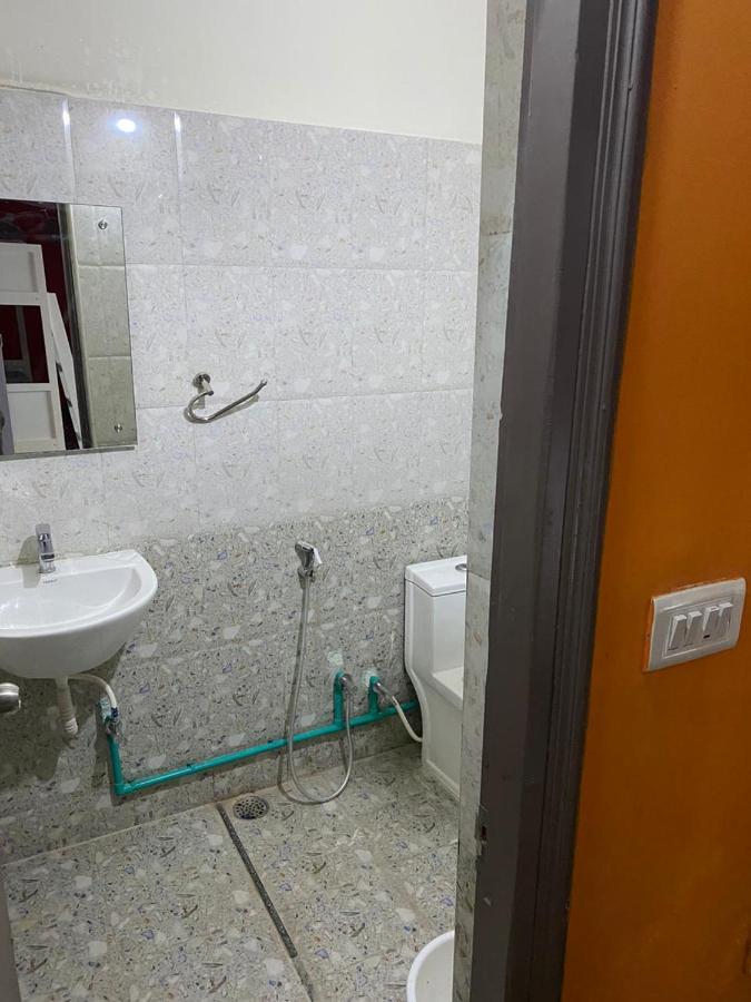 Rove By Boston Living Hostel Hyderabad Exterior photo